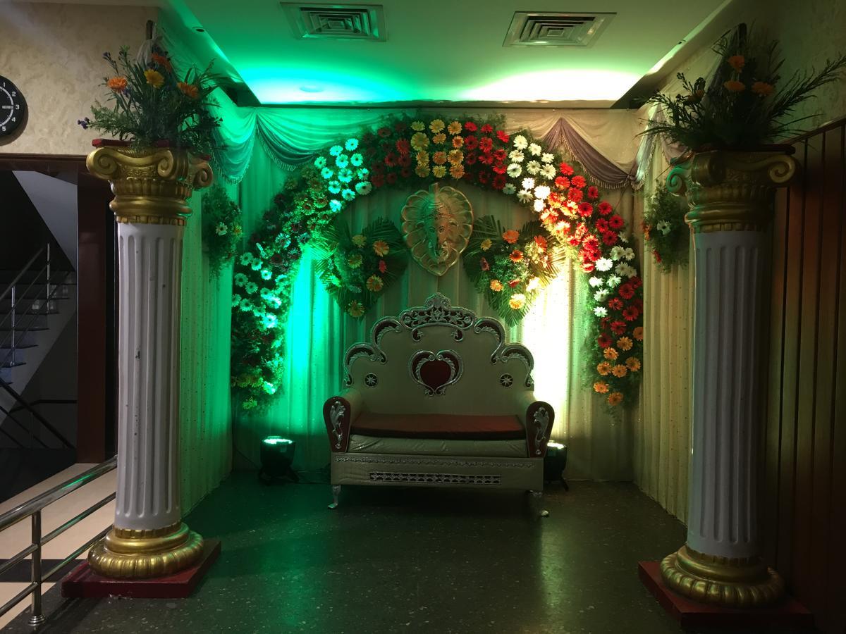 Hotel Suriyapriya Cuddalore 外观 照片